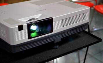 Best 4k Projectors Under 2000