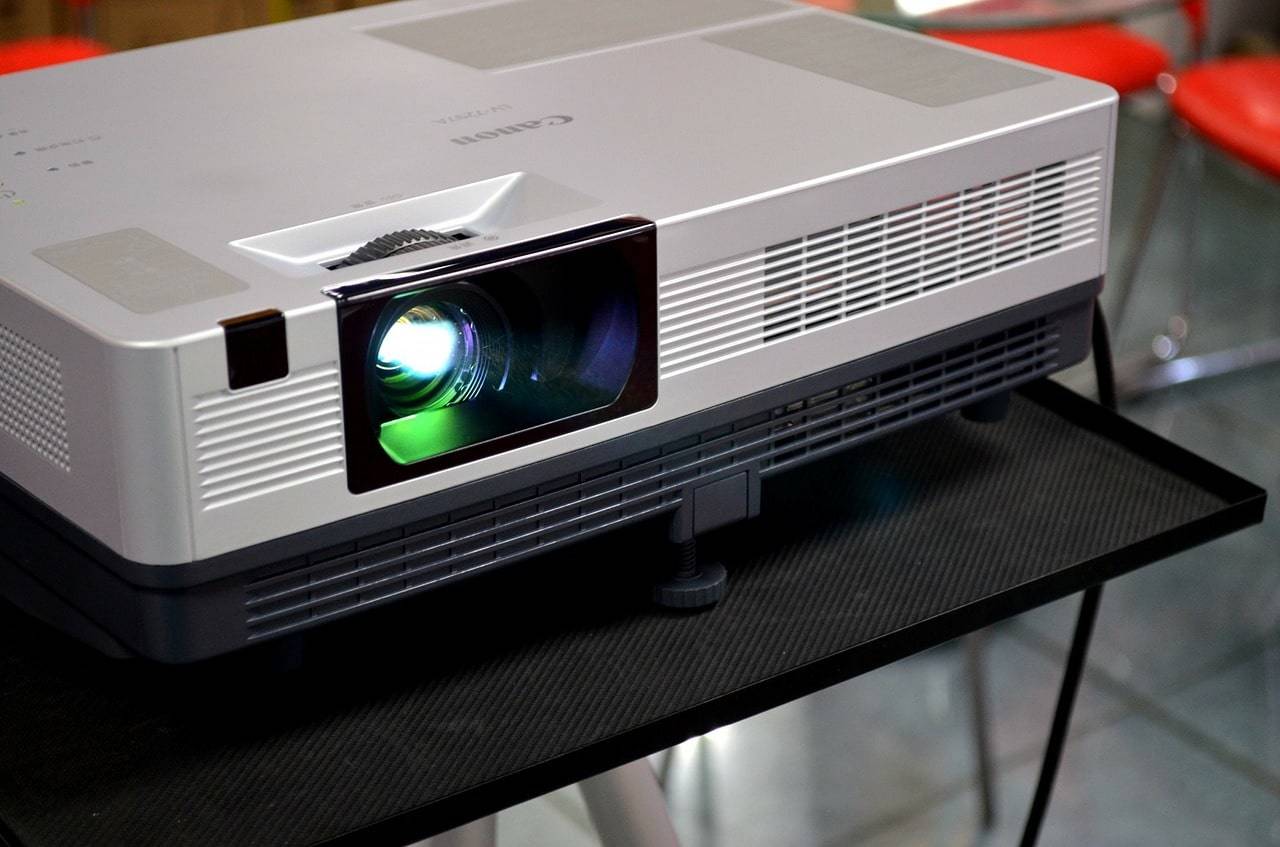 which thor 3 4k projector